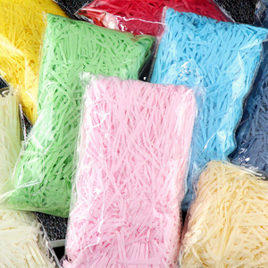 กล่องของขวัญบรรจุภัณฑ์กระดาษไหม 10 กรัม พร้อมหญ้าราฟเฟียสีสันสดใสสำหรับตกแต่งในช่วงเทศกาลปีใหม่และวันขอบคุณพระเจ้า - Product Image 3