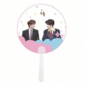 Abanico Plegable de PVC Personalizado con Diseño de Ídolos Kpop, Anime o Personajes, Regalo Promocional Empresarial con Temática de Estrellas - Product Image 5