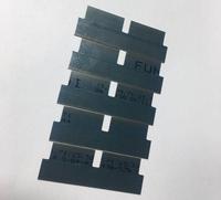 Machine de découpe et de rainurage CNC multifonctionnelle à grande vitesse (20 m/min) pour perforation, découpe de la tête, du queue et du pont du moule