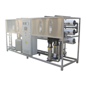 Système <span class=keywords><strong>de</strong></span> traitement d'eau par osmose inverse <span class=keywords><strong>de</strong></span> haute qualité 3T/H pour la décontamination et la <span class=keywords><strong>purification</strong></span> <span class=keywords><strong>de</strong></span> l'eau - Product Image 2