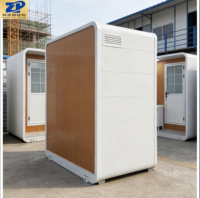 Toilettes portables de style industriel moderne pour l'extérieur, respirantes, équipées d'une salle de douche, d'un lavabo, en panneaux sandwich d'acier