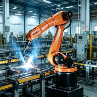 Station de soudage stable KUKA avec bras de robot industriel à 6 axes et portée de 1840 mm, dotée d'un positionneur pour le soudage et le revêtement