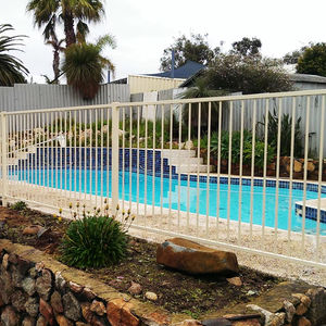 Clôture de <span class=keywords><strong>piscine</strong></span> de sécurité en gros, panneau plat en aluminium noir, clôture <span class=keywords><strong>tubulaire</strong></span> pour <span class=keywords><strong>piscine</strong></span> - Product Image 2