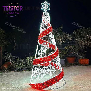 Arbre de Noël LED modulaire de 20 mètres de haut crée une décoration emblématique pour les événements de Noël municipaux en place publique de la ville - Product Image 6