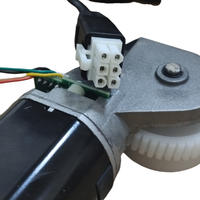 Pupitres élévateurs électriques à double moteur avec alimentation automatique en courant continu Construction à aimant permanent