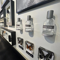 Vitrine murale noire Art Déco en métal pour parfums, boîte de présentation 3D, collection de parfums de luxe faite à la main, décoration artistique