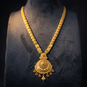 Parure Collier et Boucles d'Oreilles Dorés à Motifs Floraux pour Femme, Chaîne à Perles, Bijoux Classiques de Mariage, Culturels et de Collection, Idée Cadeau Unique - Product Image 1