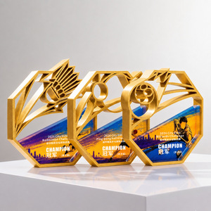 Trophée en cristal imprimé en 3D créatif 16x15cm, récompense personnalisée pour événements sportifs, championnat de basket-ball, football, badminton - Product Image 2