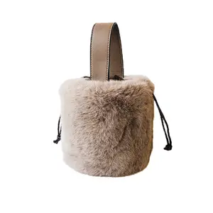 2023 Autumn/Winter New Water Bucket Bag Plush Bag Netfamous Baita Handheld One Shoulder Crossbody Bag