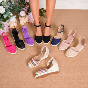 Sandales compensées pour femmes, best-seller transfrontalier pour l'été - Sandales en paille ajourées à bout rond monobloc - Product Image 1
