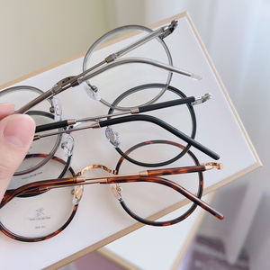 Gafas de último diseñador <span class=keywords><strong>2023</strong></span>, gafas de bloqueo de luz azul, montura óptica de Metal <span class=keywords><strong>para</strong></span> mujeres y hombres, gafas redondas de bloqueo de luz azul - Product Image 2