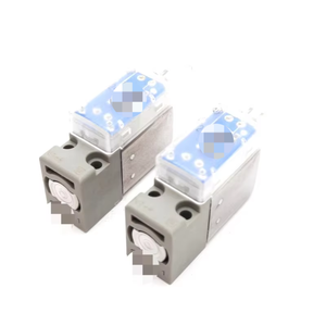 مجموعة من 2 صمام تجريبي ، لـ SYJ300/Series ، وحدة تحكم PAC PLC أوتوماتيكية صناعية جديدة 24VDC - Product Image 1