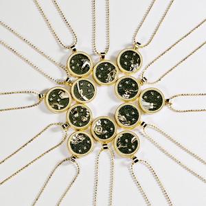 2025 nuevo gargantilla de cadena de oro de alta calidad collares de astrología para pareja elegante TARJETA DE deseo 12 collar con colgante de signo del zodiaco - Product Image 1