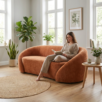 Italienisches Minimalistisches Wohnzimmer-Sofa Wahl von Größen und Stoffen. Vakuumverpackte Wohnzimmermöbel