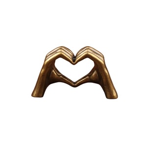Heart-Shaped Brass Hands <b>Ornament</b> Desk Decor Modern Office Home Furnishing Valentine'S Day Gift Single-Piece Package - Product Image 5