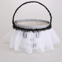 Décorations lumineuses LED personnalisées 2025 – Seau de bonbons d'Halloween avec jupe en tulle mignonne – Cadeau pour enfants – Sacs et paniers porte-bonbons