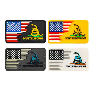 Parche de PVC de goma suave con gancho, diseño de bandera americana de serpiente de cascabel 'Dont Tread on Me' - Product Image 5
