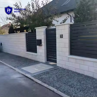 Système de clôture en aluminium Princeton Metal Modern Garden Privacy Horizontal Slat, panneaux extérieurs résistants aux intempéries, modélisation 3D, revêtement en poudre.