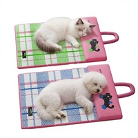Tapis de couchage pliable de luxe pour animaux de compagnie, en tissu moderne, rafraîchissant pour l'été, imperméable, respirant, en soie glacée, antidérapant, pour chiens et chats