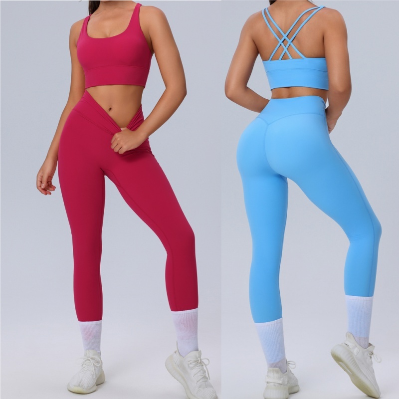 Aoyema New Custom Women Sports Wear Quick Dry Fitness Activewear Strappy Cross Bra With High Waist Legging Yoga Two-Piece Set