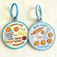 Porte-clés mousqueton personnalisé avec logo brodé, motif chien ou cochon, mignon, écologique, en alliage de zinc, forme 3D, couleur personnalisable, promotionnel pour entreprises