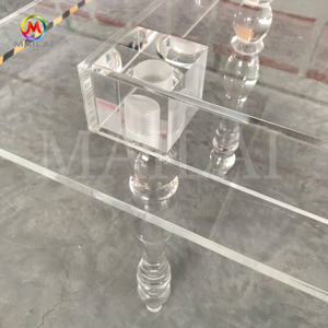 Mesa de comedor redonda de acrílico transparente, suministros de boda, a la venta, 2021 - Product Image 4