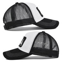 Casquette Trucker 5 Panneaux OEM avec Écusson Tissé Personnalisé « Born to Fish » pour Grossistes – Usine BSCI – Casquette de Sport d'Extérieur – Faible MOQ – Prix Compétitif