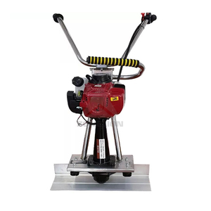 Nivelación manual de fábrica profesional Maquinaria vial Regla vibratoria de hormigón con motor - Product Image 2