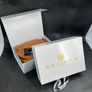 Boîte rigide magnétique blanche de luxe, logo personnalisé en or avec estampage à chaud, boîte cadeau magnétique à ouverture rabattable pour sacs à main, bijoux, emballage de marque - Product Image 4
