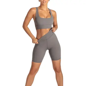 Custom Hot Sexy Women Solid Color Sportswear Gym Running Bike Two Piece Short Set