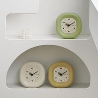 Horloge de table décorative minimaliste moderne en bois de style crème pour la maison