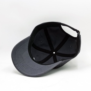 Gorra de Béisbol Bordada Personalizada con Logotipo, 6 Paneles, Letra <span class=keywords><strong>K</strong></span> Bordada, Color Gris, Ajustable para Hombre y Mujer - Product Image 4