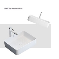 Évier de comptoir en céramique blanche style G 440x330mm, lavabo carré pour projet de décoration de salle de bain d'hôtel