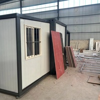 Maison conteneur pliable à double aile de 20 pieds en structure légère d'acier, portable, avec salle de bain et cuisine, pour usine transfrontalière