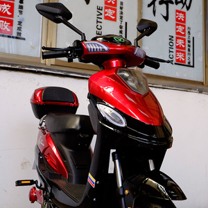E-Scooter de skateboard pour adultes avec moteur de 2023 W, vitesse maximale de 10Ah jusqu'à 25 km/h, résistance maximale de 30km, nouveauté 350 - Product Image 5