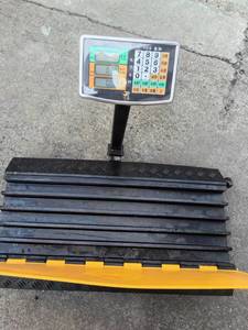 Đường lái xe giao thông bê tông sàn Hose dây Dây PVC vàng Top Bìa <span class=keywords><strong>Heavy</strong></span> <span class=keywords><strong>Duty</strong></span> 5 kênh cao su Cáp đoạn đường nối bảo vệ tốc độ vết sưng - Product Image 5