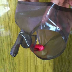 Mini yubkadagi uy fotosurati Chiroyli kokrakli seksual qizlar