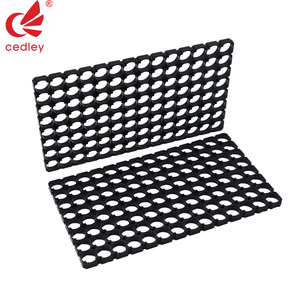 Soporte Vertical para Batería de Bicicleta Eléctrica de Litio Cedley Personalizado de 21.35/21.75 mm, Material ABS+PC, Soporte Fijo para Celdas con Espaciador, Color Negro - Product Image 3