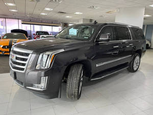 รถเอสยูวี Cadillac Escalade ESV 4x4 ปี 2018 มือสอง พวงมาลัยซ้าย เบาะหนัง กล้องมองหลัง ระดับพรีเมียม หรูหรา 4 ประตู ระบบควบคุมอุณหภูมิในห้องโดยสาร พร้อมระบบ On-Star ไฟ LED - Product Image 4