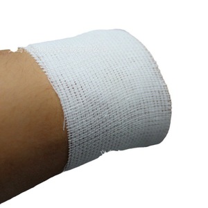 Venda de Gasa 5x500cm No Estéril para Heridas, Rollo Médico Blanco - Product Image 3