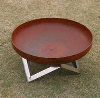 Brasero d'extérieur portable moderne en acier au carbone Corten noir poli et forgé, résistant aux hautes températures, pour fêtes et utilisation extérieure