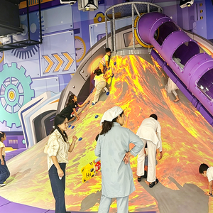 Toboggan interactif personnalisé à projection mapping volcanique avec capteur de mouvement, fournisseur de toboggans interactifs commerciaux pour aires de jeux intérieures pour enfants - Product Image 2