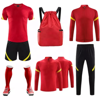 Benutzer definierte Fußball-Kit Fußball Kleidung Trikot tragen Fußball T-Shirt Uniform Set Team Fußball Trikots Günstige Full Set Fußball Uniform