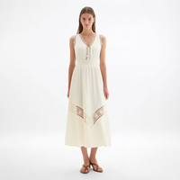 Robe midi personnalisée pour femme avec étiquette privée, en dentelle ivoire, sans manches, col en V, boutonnée sur le devant, taille smockée, plissée, style bohème