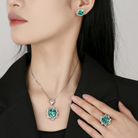 Ensemble de bijoux en zircon en gros, boucles d'oreilles, colliers et bagues pour femmes, bijoux de mariée élégants et luxueux