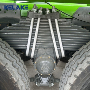 Camion malaxeur à béton haute performance Howo 6x4, 380 ch, 10 roues, pour la livraison de béton prêt à l'emploi - Product Image 4