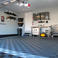 Carreaux de sol de garage en PVC au design moderne, solution graphique d'usine en PP imperméable et antidérapante pour le tapis de sol en vinyle de la villa