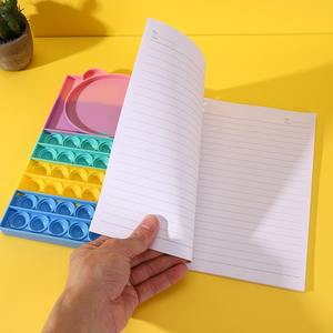 Carnet de notes promotionnel A5 de haute qualité avec couverture en gel de silicone à spirale, motif petit ours, pour la gestion du stress et l'écriture manuscrite - Product Image 4