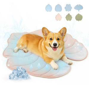 Vente chaude de nouveaux produits personnalisation populaire vente en gros pratique nettoyage tapis pour animaux de compagnie tapis pour chiens - Product Image 1