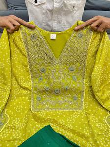 ชุดสูทผ้าไหมรัสเซียแท้ พร้อมงานปักลายบานาราซีสุดหรู สง่างาม เหมาะสำหรับงานแต่งงาน ชุดประจำชาติสำหรับผู้หญิงในโอกาสพิเศษ - Product Image 5